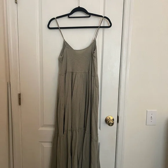 American Eagle Outfitters Olive Green Maxi Dress - Picture 5 of 6